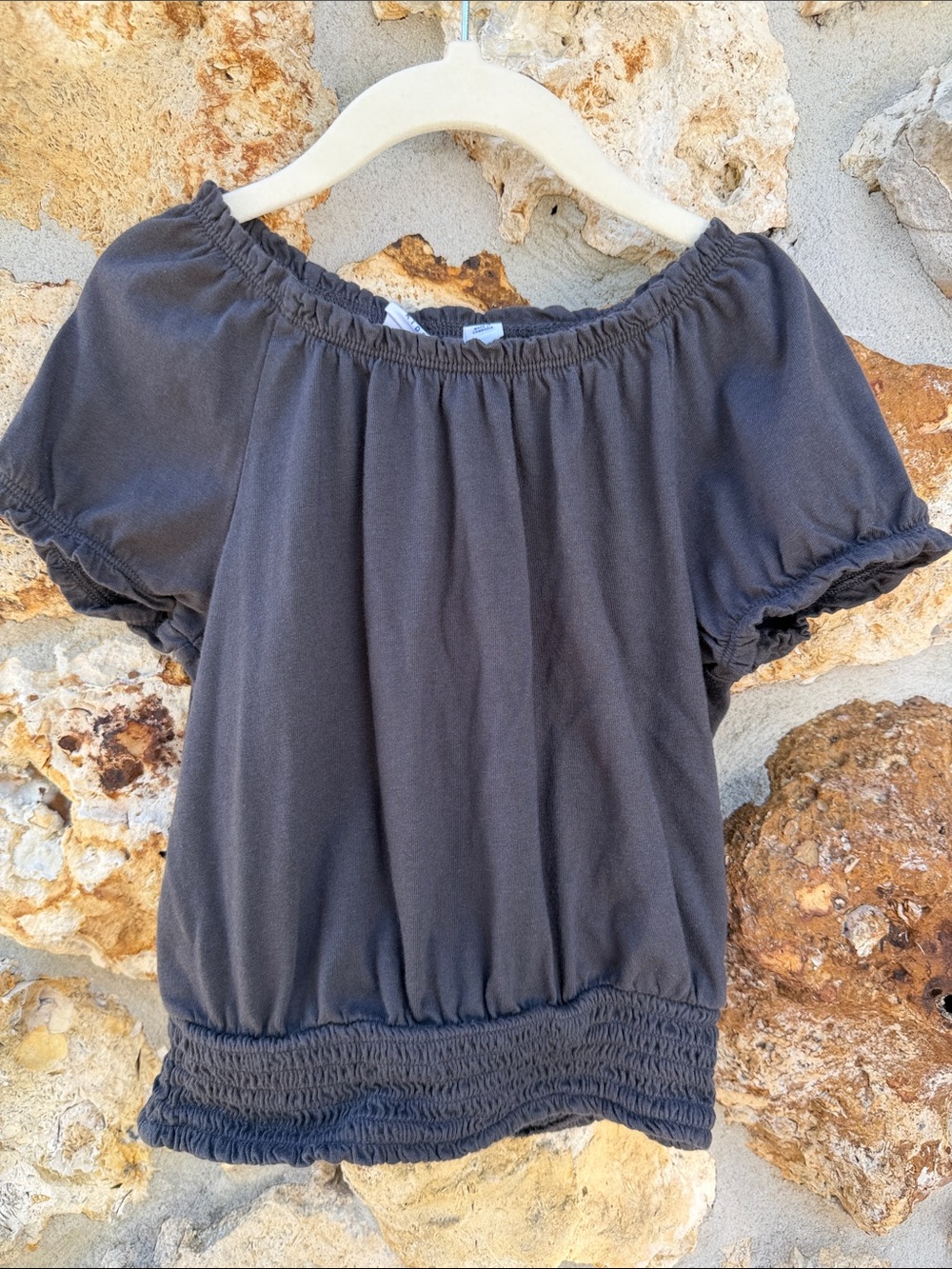 Gap kids top smocked ruffle sleeves